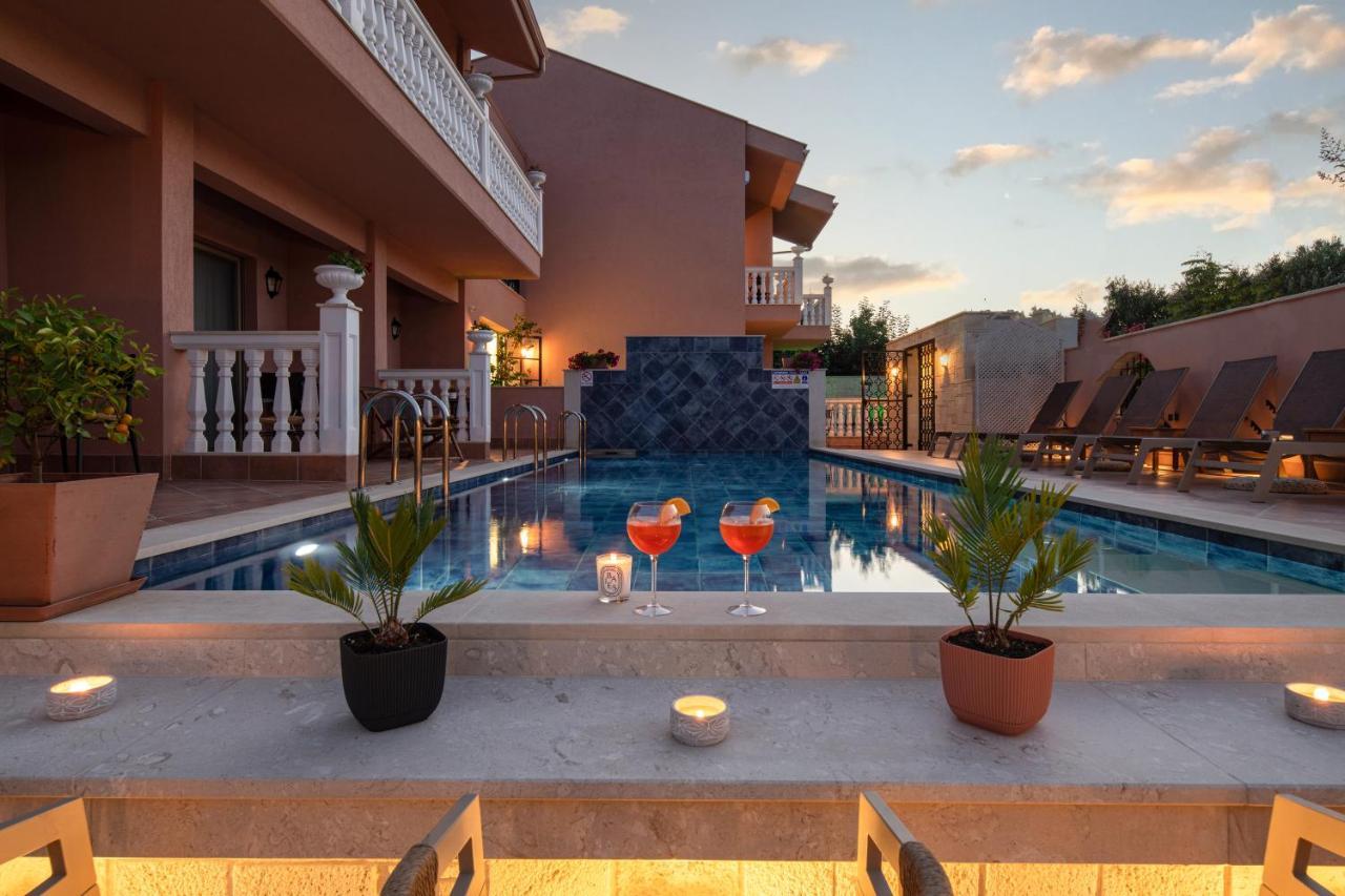 Kseynasa Suites Nikiti  Exterior foto