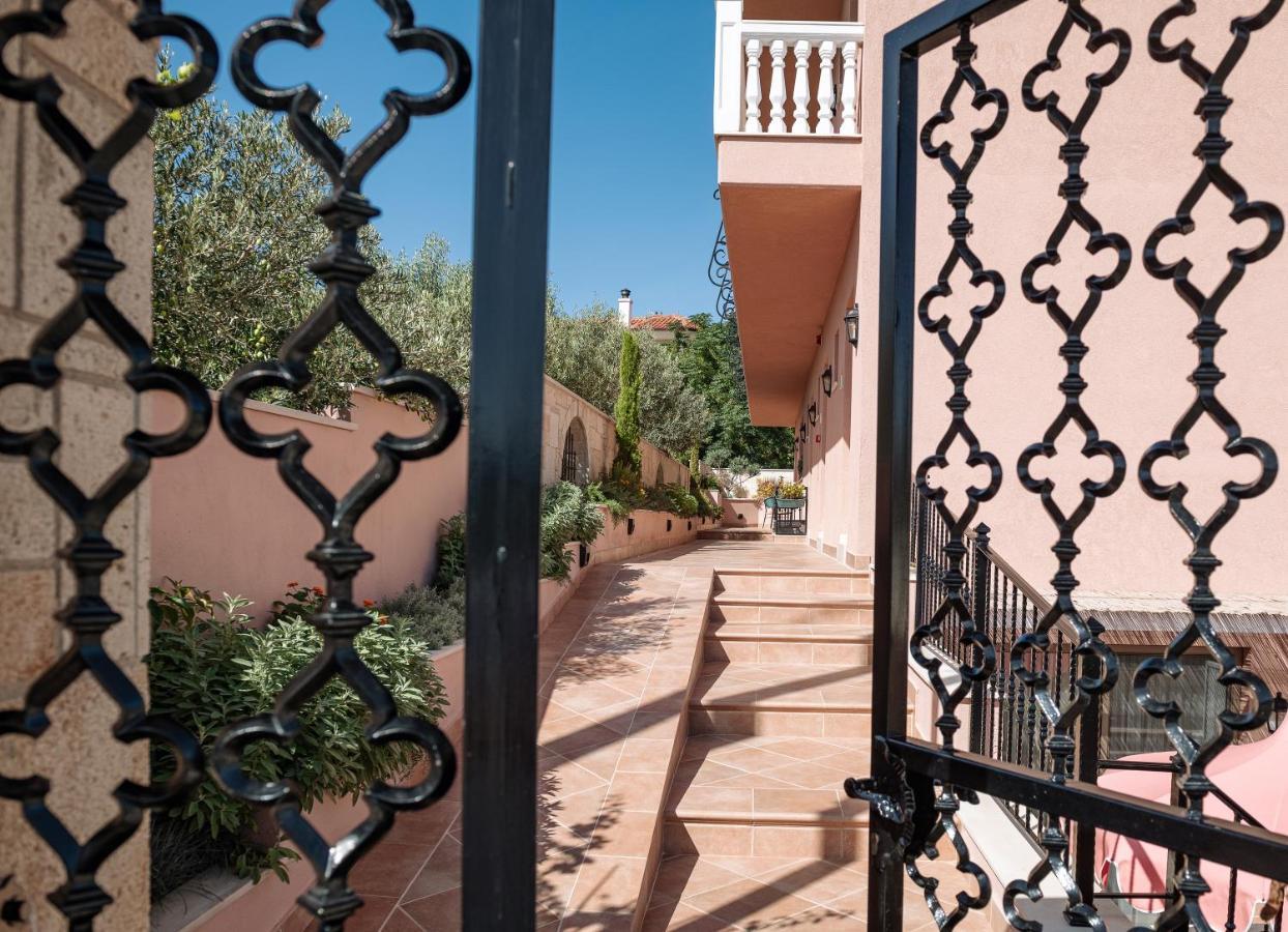 Kseynasa Suites Nikiti  Exterior foto